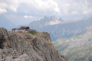 Rifugio Lagazuoi vom Gipfel aus