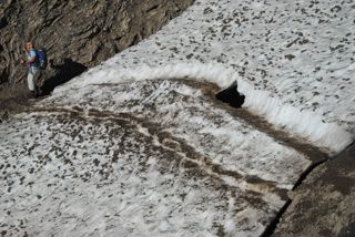 Schneefeld Enzianhütte - am Abend der Rückkehr