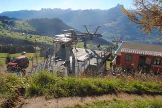 Mit dem Lift kann man sich 350 Höhenmeter beim Aufstieg zum Mattstock sparen