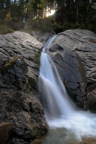 Die Simmenfälle von der Barbarabrücke aus gesehen