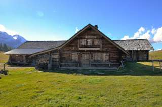 Schon für den Winter verriegelt: die Alpe Langermatte