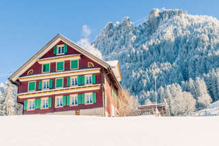 Kurz oberhalb von Niederrickenbach - im Hintergrund die Musenalp