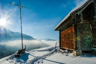 Schneeschuhwanderung zum Brisenhaus