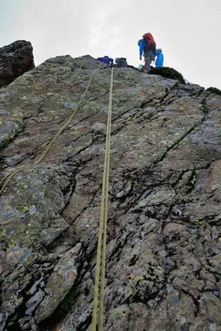 Abseiling am Fels
