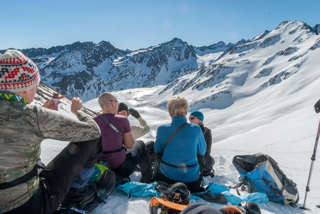 Verdiente Pause mit grandioser Aussicht