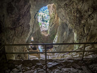 Höhlenburg Predjama