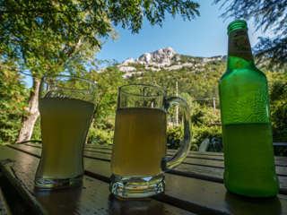 Kalte Getränke am Rifugio Premuda