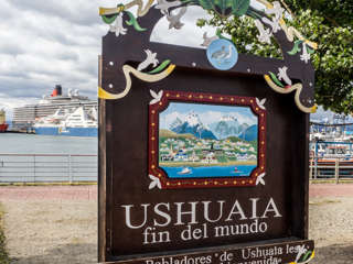 Ushuaia Ortsschild