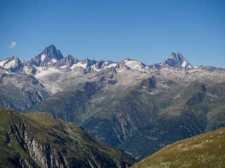 Nufenenpass Finsteraarhorn und Lauteraarhorn