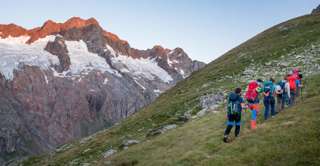 Wandern gegenüber dem Sustenhorn