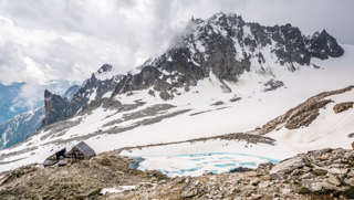 Cabane d'Orny mit Portalet