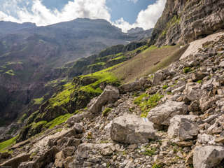 Unterhalb der Chesselbänder