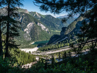 Blick zurück auf den Pragser Wildsee