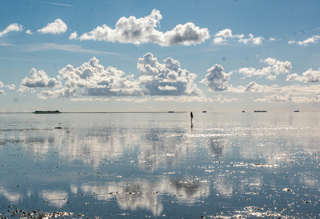 Spiegelung im Watt vor Hallig Oland