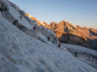 Steiler Weg durch Gletscherspalten am Piz Palü