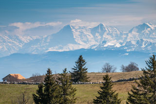Creux du Van - Aussicht Berner Alpen
