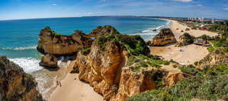 Praia dos Três Irmãos
