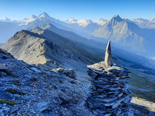 Steinmanndl am Südgrat der Sasseneire