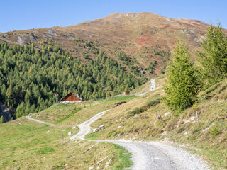 Alp Es-Cha Dadour Chamanna d'Es-Cha