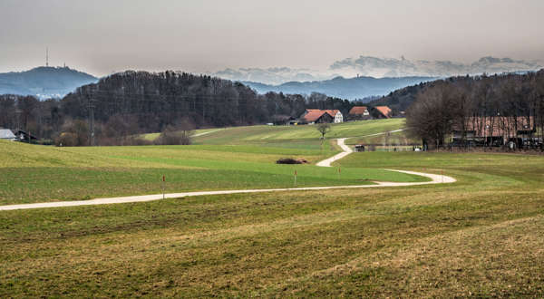 Der Egelsee mit Wanderung über den Heitersberg