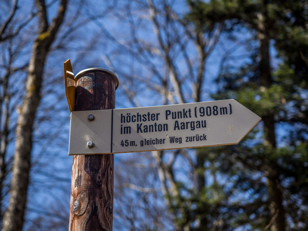 Auf die Geissflue und zum höchsten Punkt im Aargau