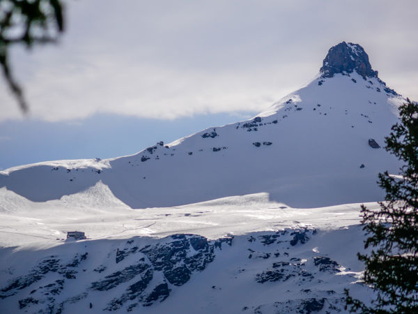 Spitzmeilenhütte: Schneeschuhwandern auf dem Flumserberg